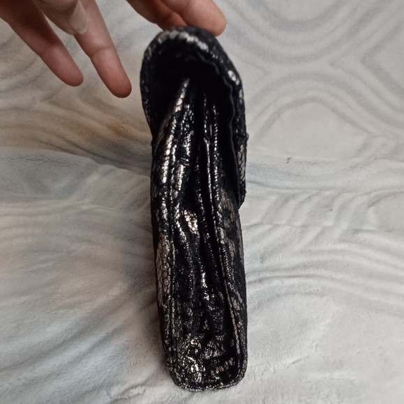 Neiman Marcus Vintage Lace Crossbody Or Clutch  EUC 9x6x2 - Picture 3 of 5